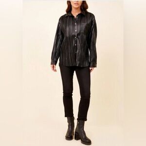 Vintage Havana Women’s Pleated Faux Leather Jacket In Black
Size Small